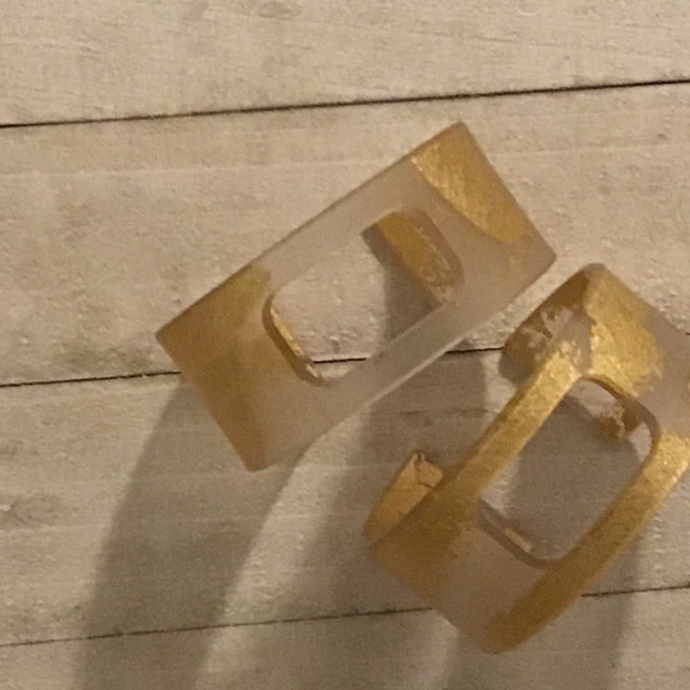 Glam Cuff - Picture 1 of 3